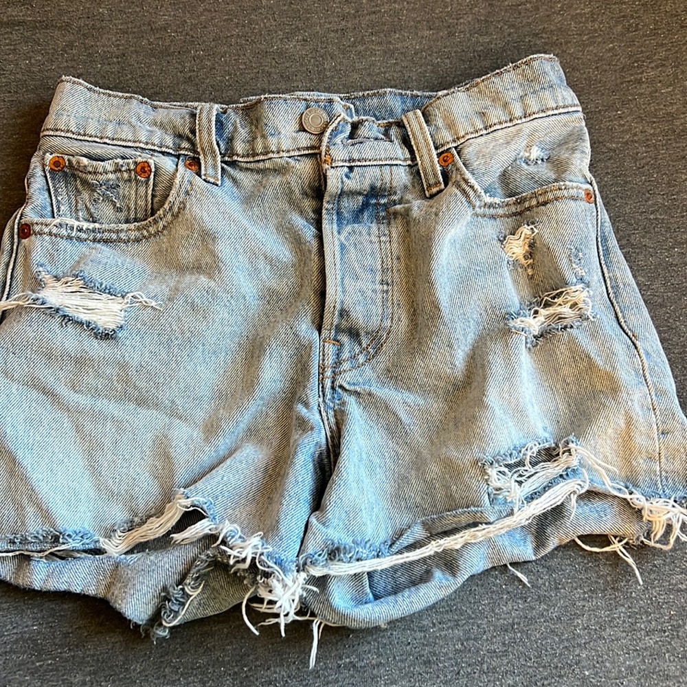 Levi shorts